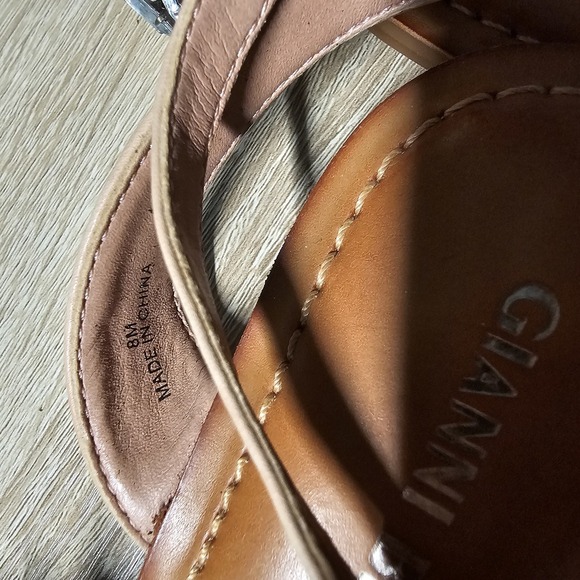 GIANNI BINI | PEARL AND RHINESTONE SANDAL SIZE 8 NWOT - Picture 3 of 4